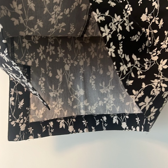 Margaret M Pencil Skirt - Picture 4 of 6